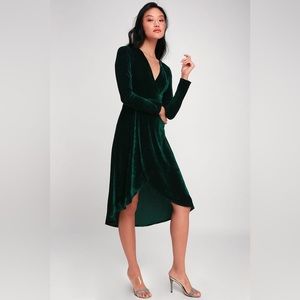 Lulus Silver Screen Emerald Green Velvet Long Sleeve Midi Dress